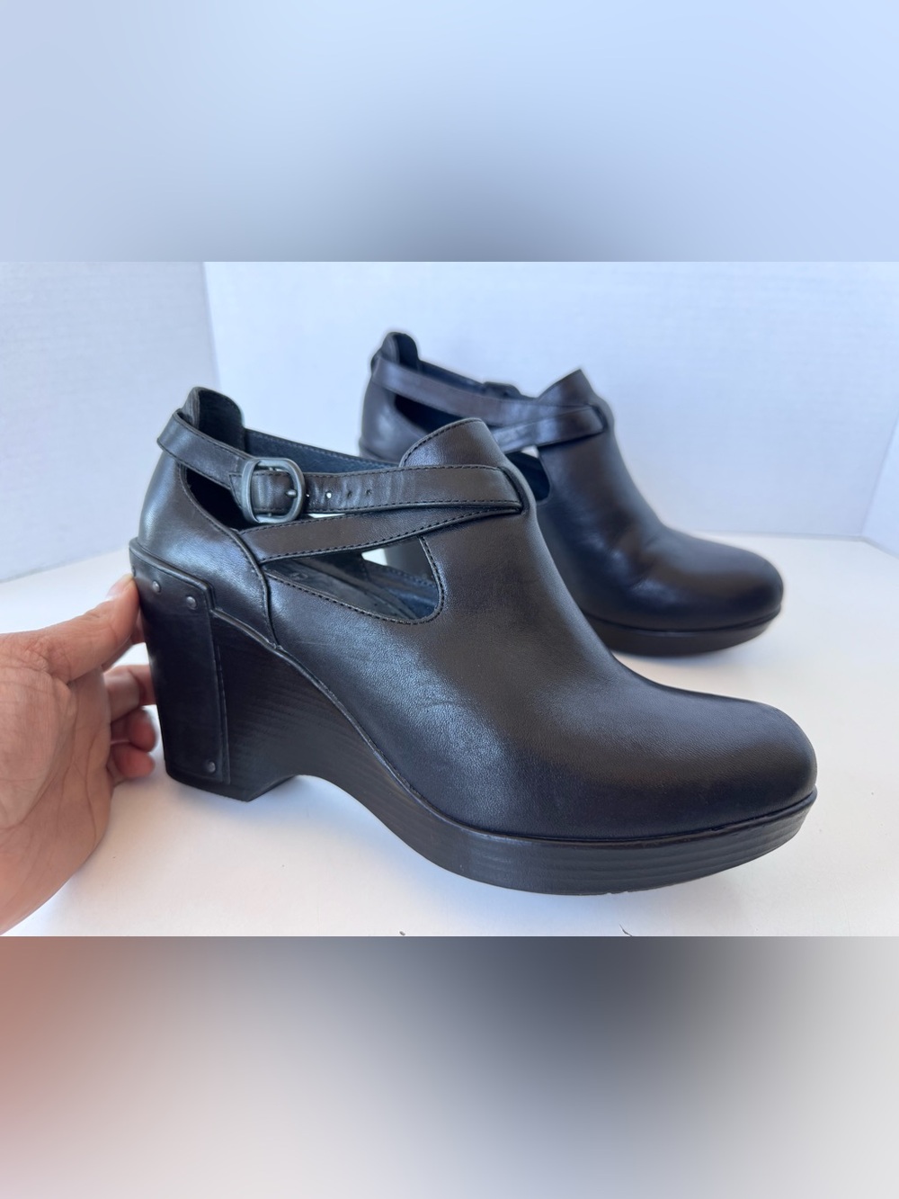Dansko Franka Black Leather Buckle Wedge Heel Clog Shoe Women’s Size 38